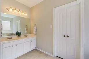 8402 Terrace Brook Dr, Houston, TX 77040 - Photo 12