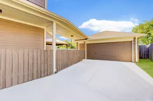 8402 Terrace Brook Dr, Houston, TX 77040 - Photo 34