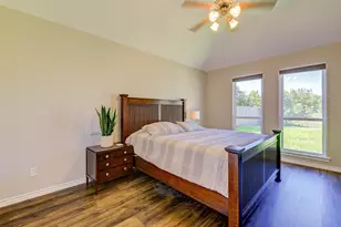 8402 Terrace Brook Dr, Houston, TX 77040 - Photo 10