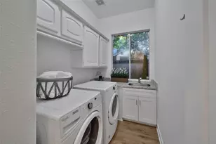 1302 Avon Way, Houston, TX 77339 - Photo 36