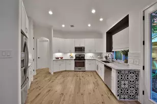 1302 Avon Way, Houston, TX 77339 - Photo 14