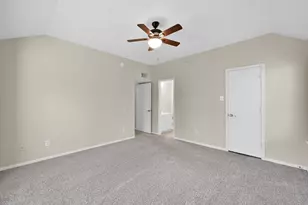 8051 Bay Branch Dr, The Woodlands, TX 77382 - Photo 16