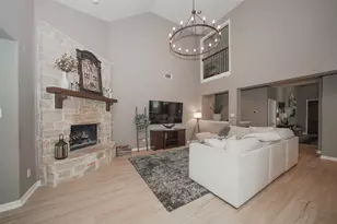 27511 Caldwell Sky Ln, Fulshear, TX 77441 - Photo 2