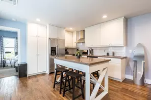 1919 Lombardy St, Houston, TX 77023 - Photo 2