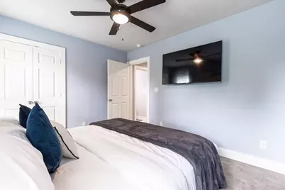 1919 Lombardy Street #A, Houston, TX 77023 - Photo 10