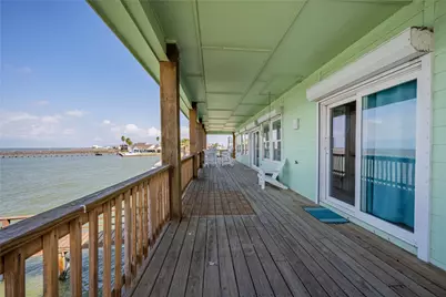 740 Copano Cove, Rockport, TX 78382 - Photo 12