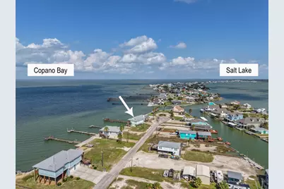 740 Copano Cove, Rockport, TX 78382 - Photo 2