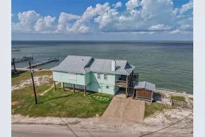 740 Copano Cove, Rockport, TX 78382 - Photo 10