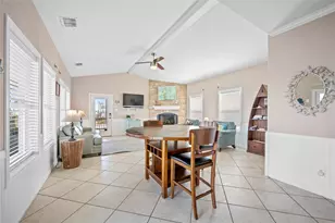 740 Copano Cove, Rockport, TX 78382 - Photo 20