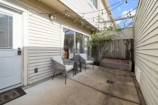 2074 Augusta Dr, Houston, TX 77057 - Photo 16