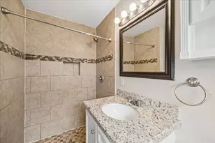626 Sulphur St, Houston, TX 77034 - Photo 12