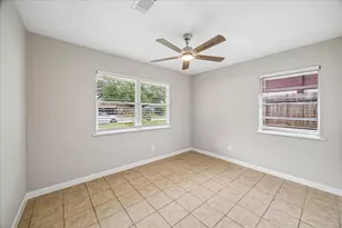 626 Sulphur St, Houston, TX 77034 - Photo 10