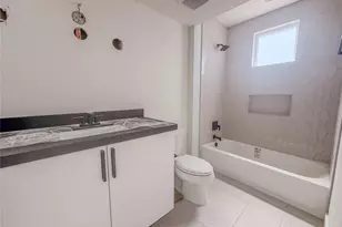 11606 Royal Parkside Pl, Houston, TX 77082 - Photo 36