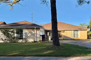 5702 Arncliffe Dr, Houston, TX 77088 - Photo 40