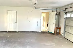 5702 Arncliffe Dr, Houston, TX 77088 - Photo 28