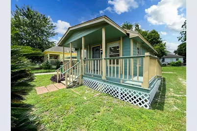 725 E 32nd Street, Houston, TX 77022 - Photo 2