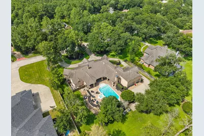 11927 Waterford Estates Court, Tomball, TX 77377 - Photo 2