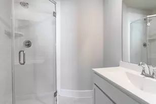 2368 Seaglass Ter Dr, Katy, TX 77493 - Photo 2