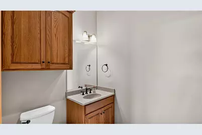 210 E Highway 79, Franklin, TX 77856 - Photo 26