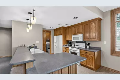 210 E Highway 79, Franklin, TX 77856 - Photo 30