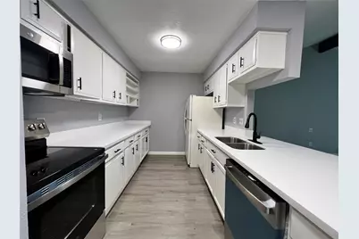 9587 Sutter Park Lane, Houston, TX 77086 - Photo 12