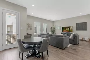 8311 Brecha Ln, Houston, TX 77055 - Photo 8