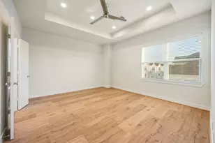 6302 Chelsea Falls Ln, Houston, TX 77008 - Photo 14