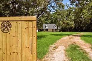 18839 Mink Lake Dr, Magnolia, TX 77355 - Photo 2