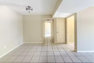 8529 Hearth Dr, Houston, TX 77054 - Photo 26