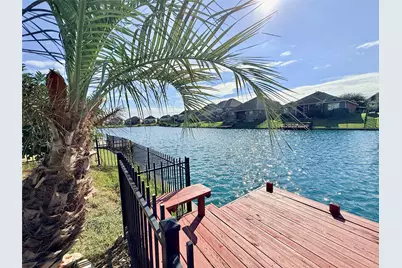3951 Amalfi Shores Court, Missouri City, TX 77459 - Photo 4