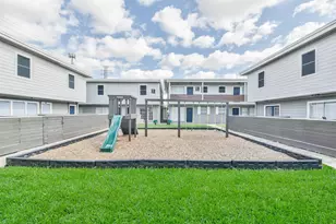 8271 Stone St, Houston, TX 77061 - Photo 14