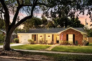 5314 Stillbrooke Dr, Houston, TX 77096 - Photo 1