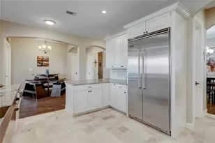 729 Pegasus Ln, League City, TX 77573 - Photo 10