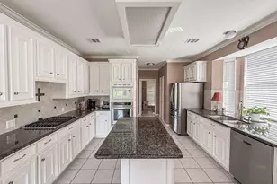 2214 Acadiana Ct, Seabrook, TX 77586 - Photo 12