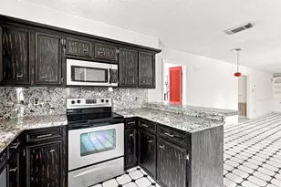 2027 Shadow Rock Dr, Houston, TX 77339 - Photo 20