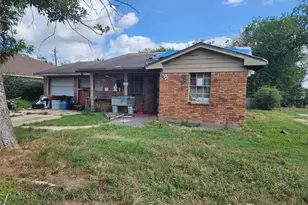 11810 Plum Meadow Ln, Houston, TX 77039 - Photo 6