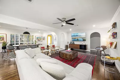 4819 Chantilly Lane, Houston, TX 77092 - Photo 10