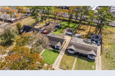 4819 Chantilly Lane, Houston, TX 77092 - Photo 34