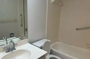 13190 Trail Hollow Dr, Houston, TX 77079 - Photo 20