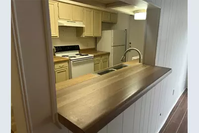 13190 Trail Hollow Drive #3190, Houston, TX 77079 - Photo 6