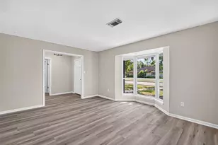 1647 Seagate Ln, Houston, TX 77062 - Photo 6