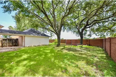 2515 Lansing Circle, Pearland, TX 77584 - Photo 48