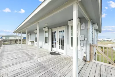 904 Surf Drive, Surfside Beach, TX 77541 - Photo 28