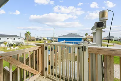 904 Surf Drive, Surfside Beach, TX 77541 - Photo 6
