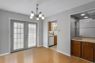 18515 Egret Bay Blvd, Webster, TX 77058 - Photo 8