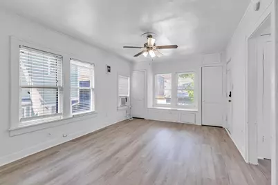 1133 W Clay Street #C, Houston, TX 77019 - Photo 10