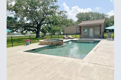 814 Sunset Trail, Angleton, TX 77515 - Photo 18