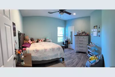 814 Sunset Trail, Angleton, TX 77515 - Photo 10