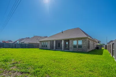 11903 Oakwood Dr, Mont Belvieu, TX 77535 - Photo 28