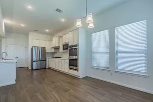 11903 Oakwood Dr, Mont Belvieu, TX 77535 - Photo 12